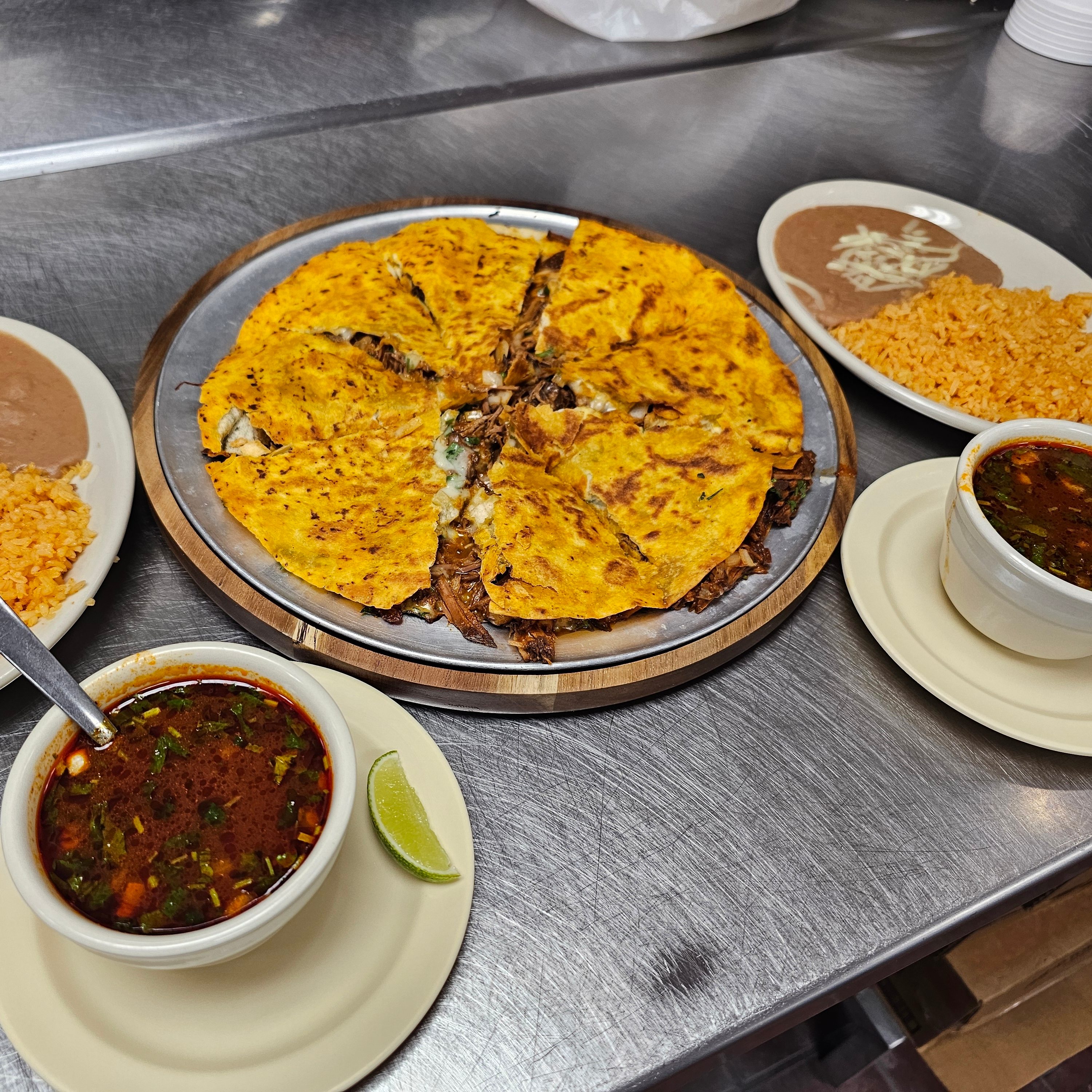 Pizza Birria.