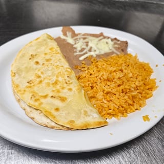 Quesadilla Lunch