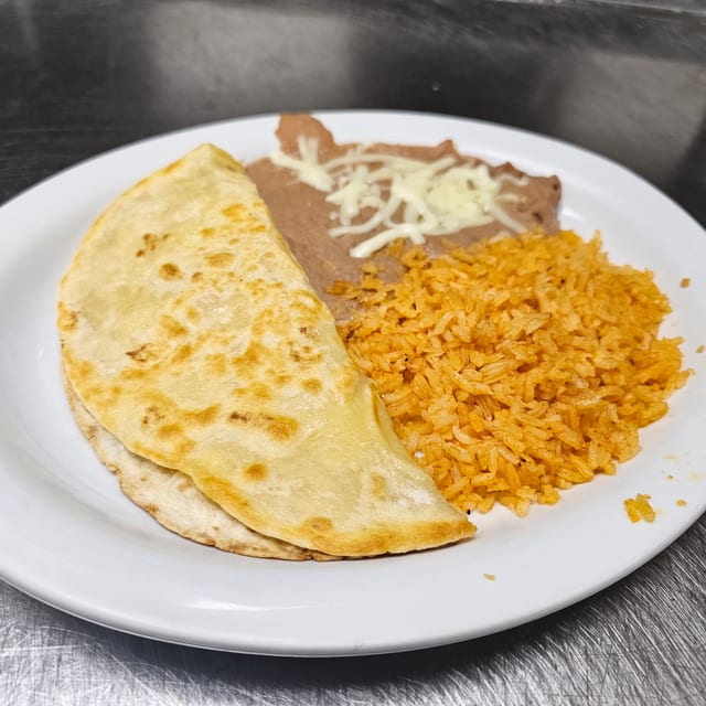 Quesadilla Lunch.